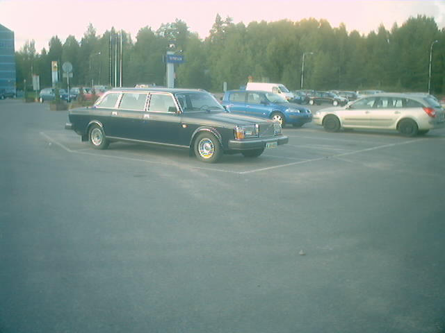 limo_volvo_001.jpg