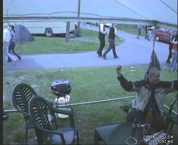 20040624215948-00.jpg