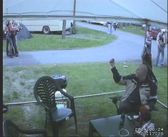 20040624221728-00.jpg