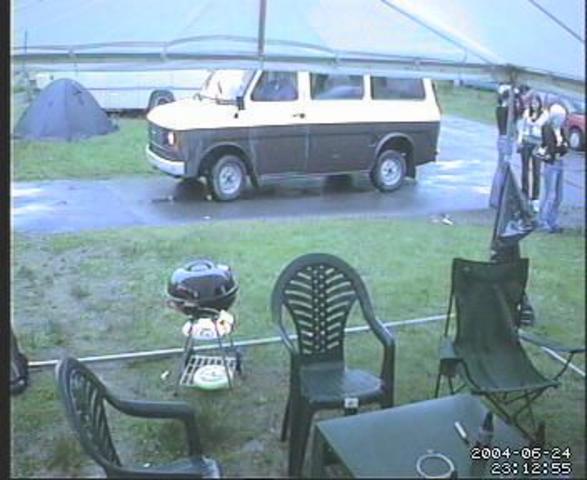 20040624231255-00.jpg